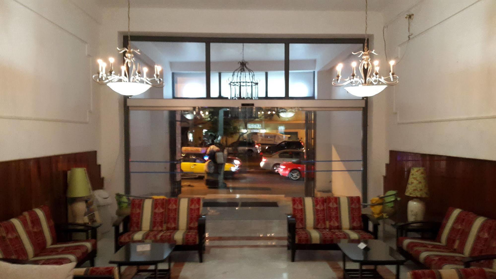 Nueva York Hotel Guadalajara Buitenkant foto