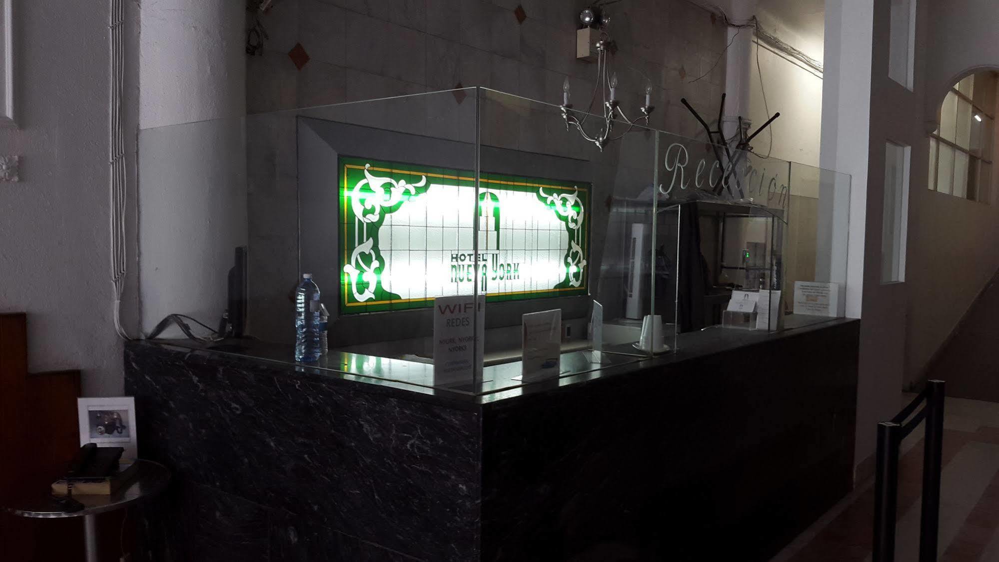 Nueva York Hotel Guadalajara Buitenkant foto