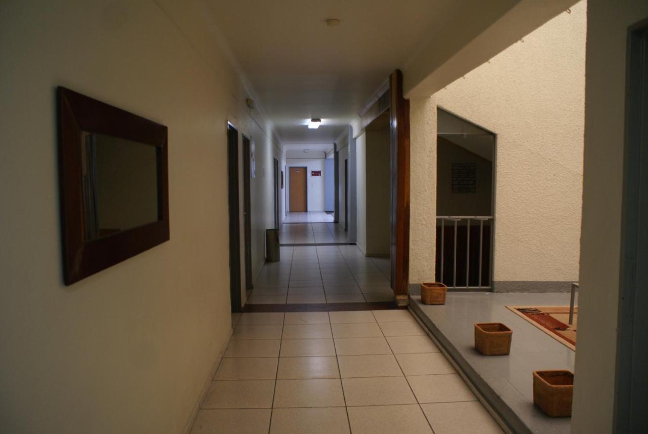Nueva York Hotel Guadalajara Buitenkant foto